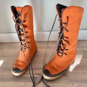 Patagonia Arnoux Bonfire Orange Midcalf Lace Up Boots